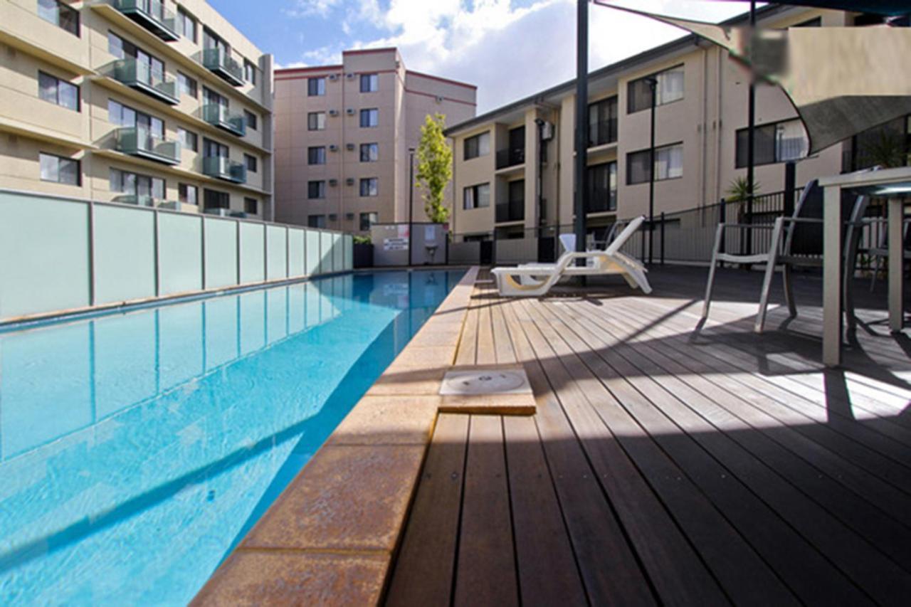 Duke'S Apartments Perth Exterior photo