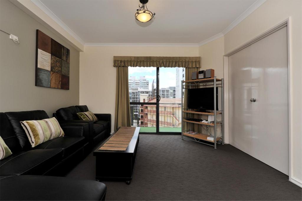 Duke'S Apartments Perth Room photo
