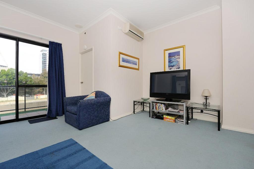 Duke'S Apartments Perth Room photo